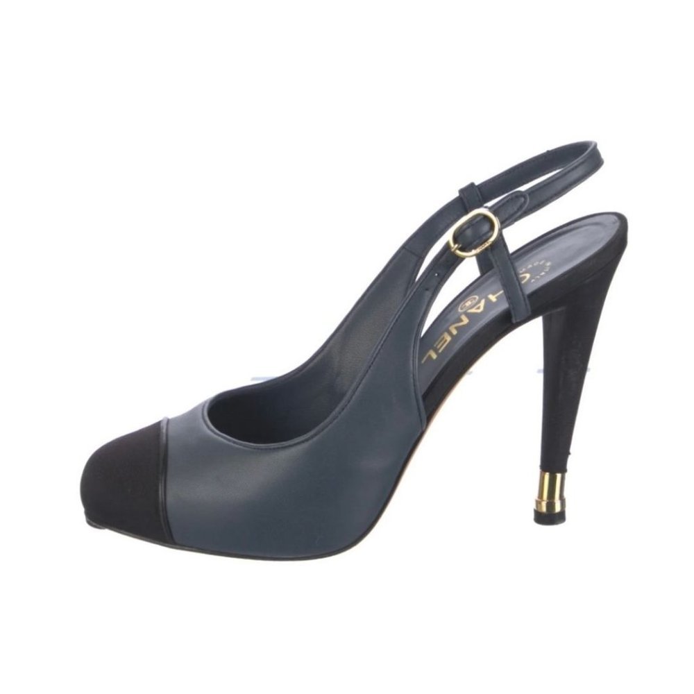 Chanel Grosgrain Cap Toe CC Interlocking Logo Slingback Heels Leather Pumps